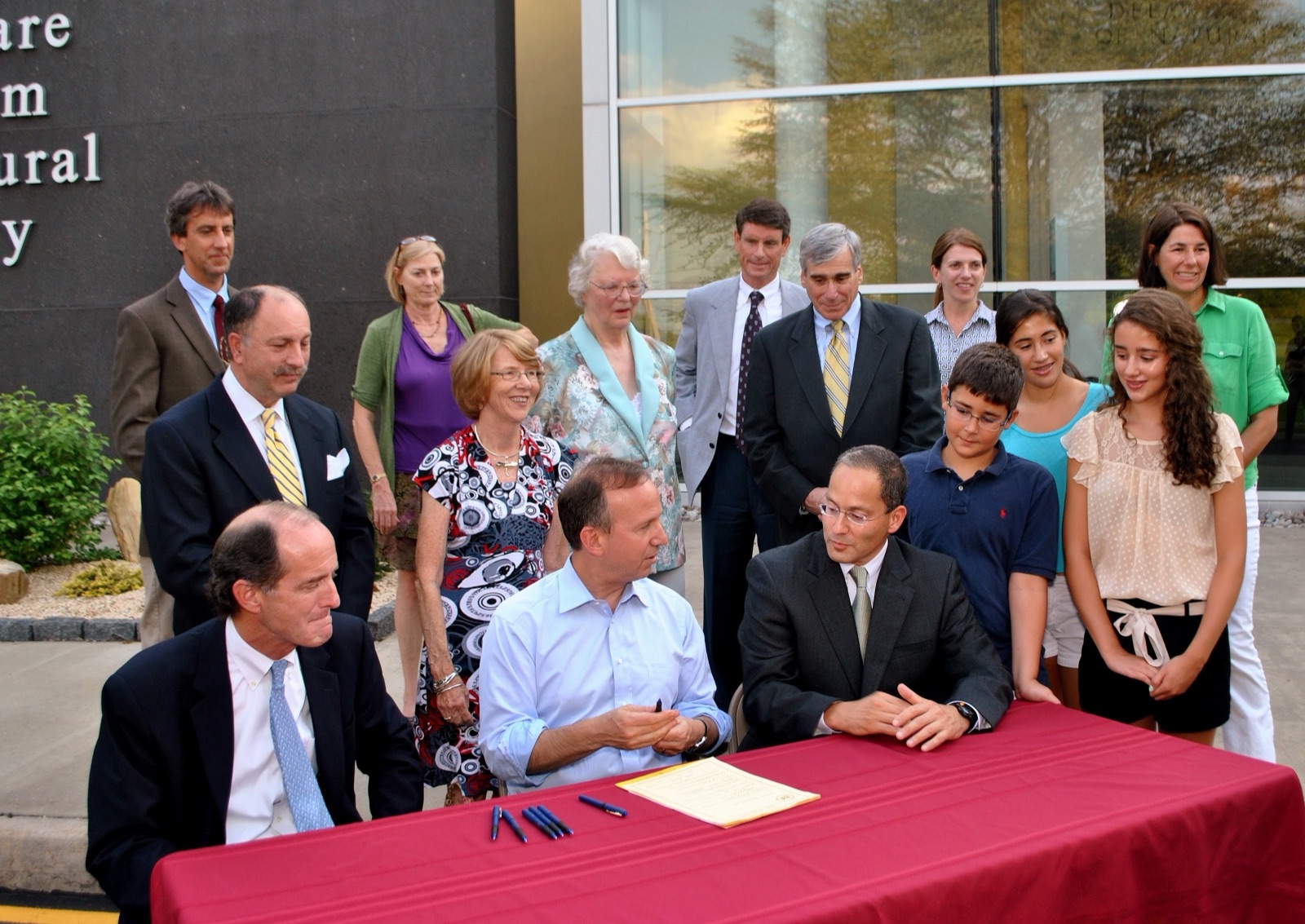 Dr. Katz at a bill-signing ceremony outside the Delaware Museum of Natural History